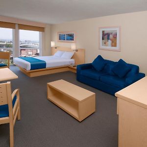 Queen Suite